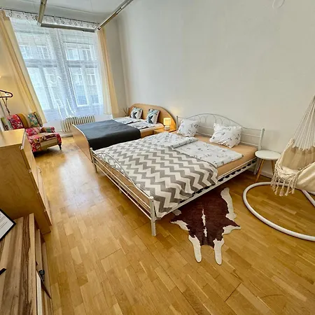 Apartment Fantastic In The Center Prag