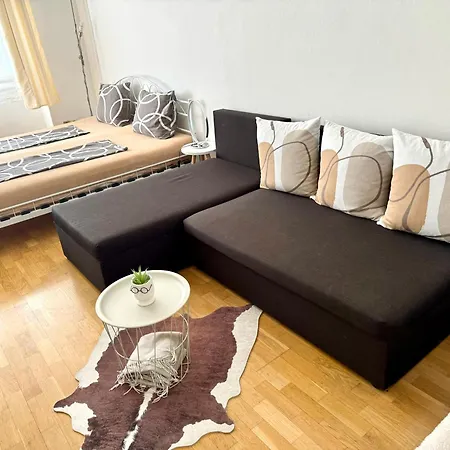 Apartment Fantastic In The Center Prag